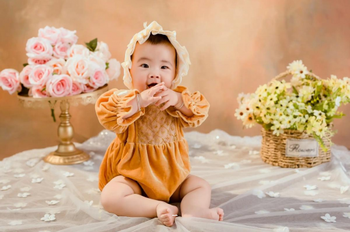 喀什宝宝对妈妈的爱